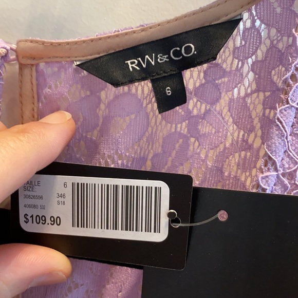 Lilac Lace Dress - Picture 5 of 6